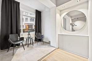 Comfort Apartment, 2 Bedrooms, Private Bathroom, City View | Blackout drapes, soundproofing, free WiFi, bed sheets