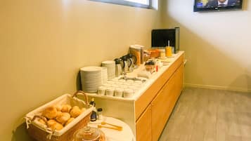 Café da manhã continental grátis todos os dias