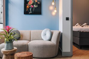 Standard Apartment | Living area - Hotel Keur (Zandvoort)