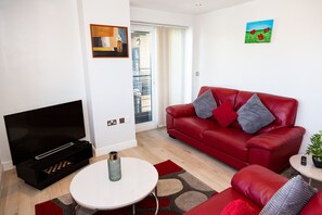 Huoneisto, oma kylpyhuone (Two Bedroom) | Lounge