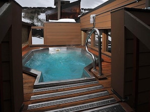 Hus | Pool