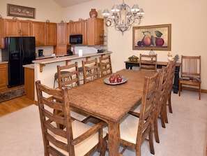 House | Private kitchen | Oven, coffee/tea maker, toaster, high chair