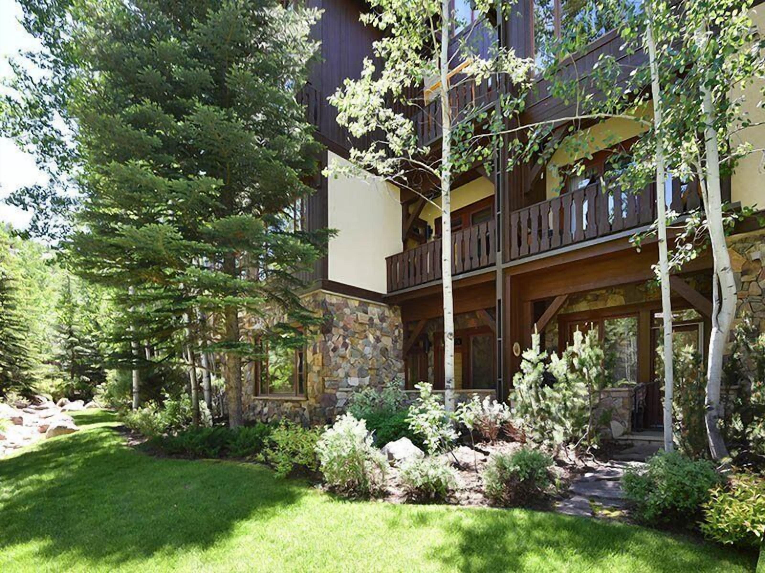 House | Property grounds