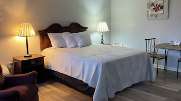 Deluxe Single Room, 1 Queen Bed, Non Smoking