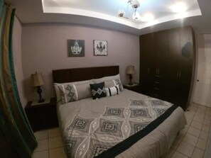 Nhà, 4 phòng ngủ, không hút thuốc | 4 phòng ngủ, bộ trải giường bằng vải cotton Ai Cập