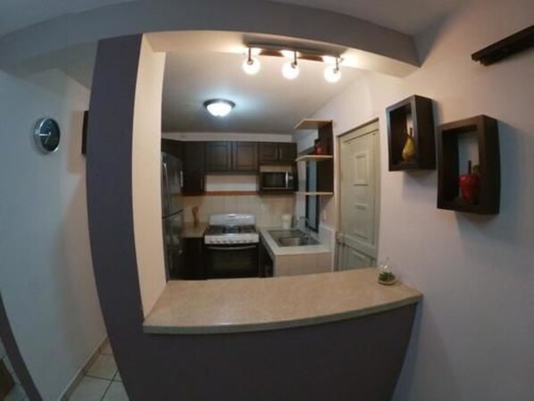 Nhà, 4 phòng ngủ, không hút thuốc | Bếp riêng | Tủ lạnh, lò vi sóng, lò nướng, bếp nấu