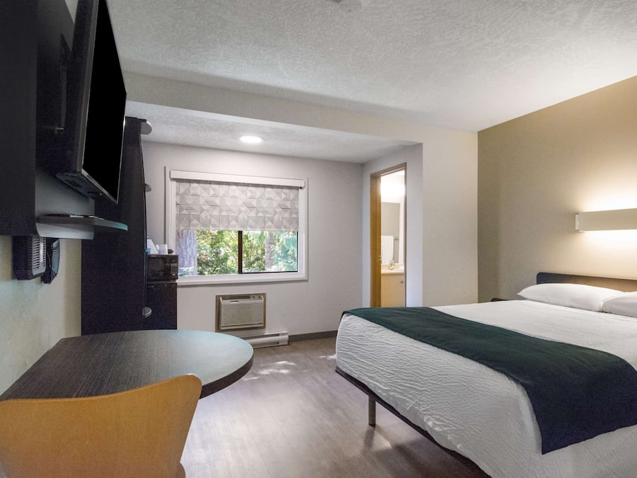 Wi-Fi de cortesia, roupa de cama