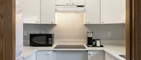 Fridge, microwave, freezer