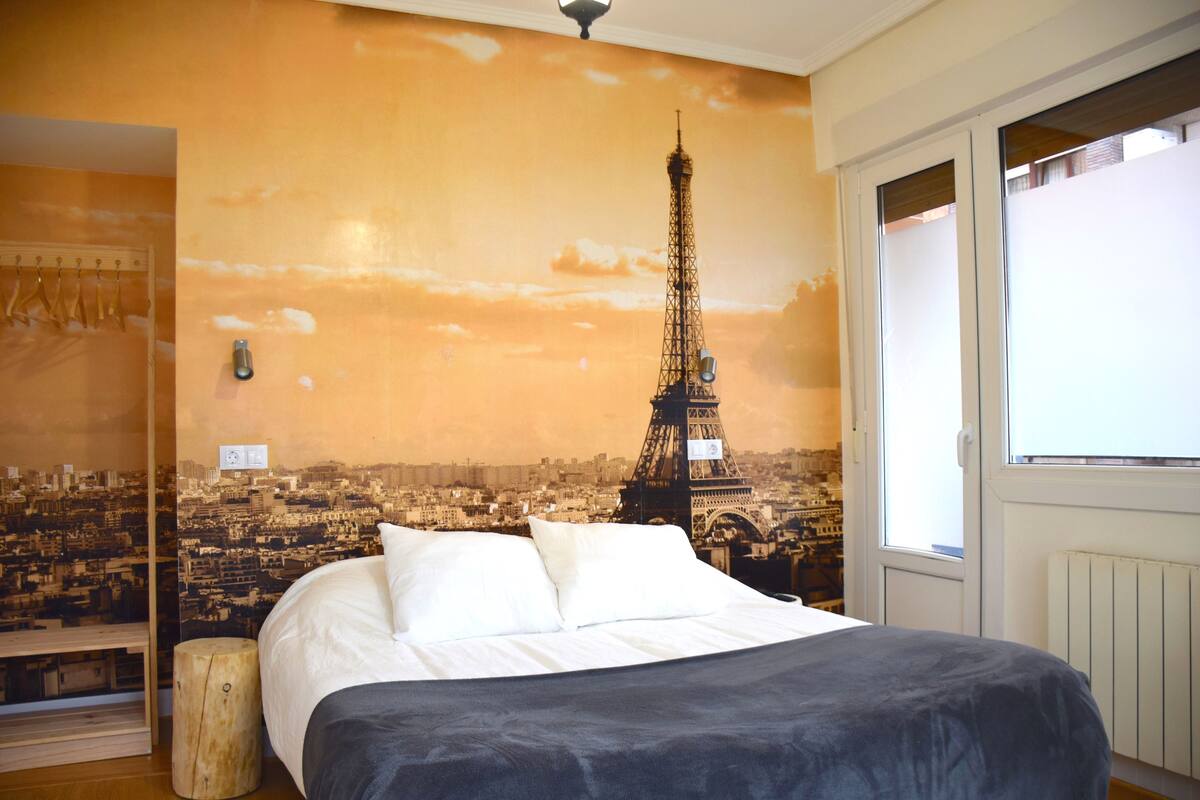 12 habitaciones, wifi gratis y ropa de cama