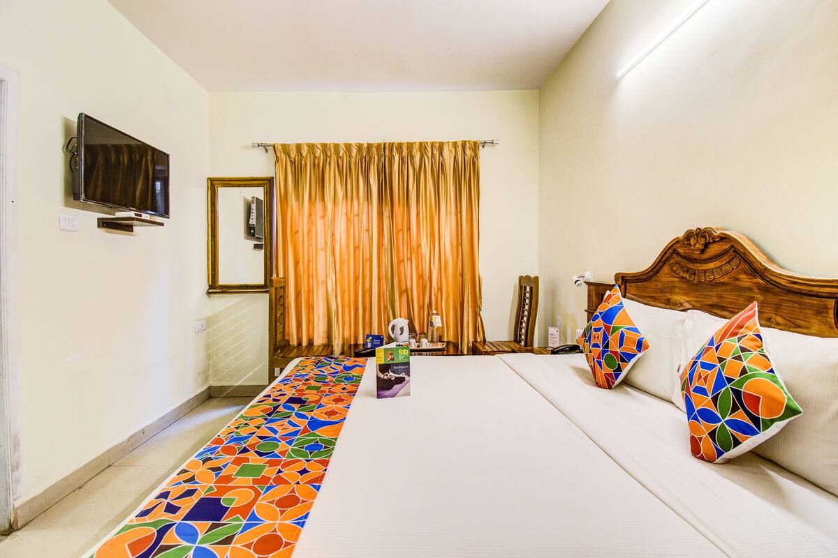 Premium Room, 1 Queen Bed, Non Smoking