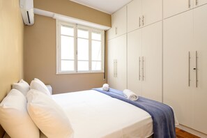 Iron/ironing board, free WiFi, bed sheets - All in Rio - 100m da Praia de Copacabana (Rio de Janeiro)