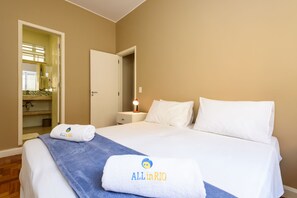 Iron/ironing board, free WiFi, bed sheets - All in Rio - 100m da Praia de Copacabana (Rio de Janeiro)