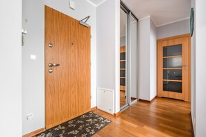 Comfort Apartment, Accessible | Living area