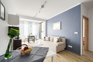 Comfort Apartment, Accessible | Living room - M&R Apartament Airport Obrzeżna 3 (Warsaw)