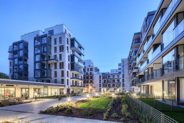 Exterior - M&R Apartament Airport Obrzeżna 3 (Warsaw)