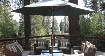 Tilava Incline Village Home HotTub, kannet & takat ERIKOISTARJOUKSIA SAATAVILLA