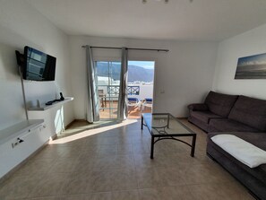 TV - Graciosamar Apartment 5 - La Graciosa Lanzarote (Caleta del Sebo)