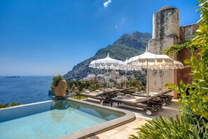 Pool - AMORE RENTALS - Villa San Giacomo – Historic Luxury Villa with Sea View (Positano)