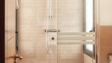 Apartment, 2 Bedrooms | Bathroom | Separate tub and shower, free toiletries, hair dryer, bathrobes