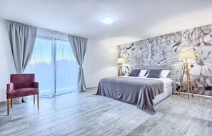 4 Schlafzimmer, Bügeleisen/Bügelbrett, kostenloses WLAN, Bettwäsche
