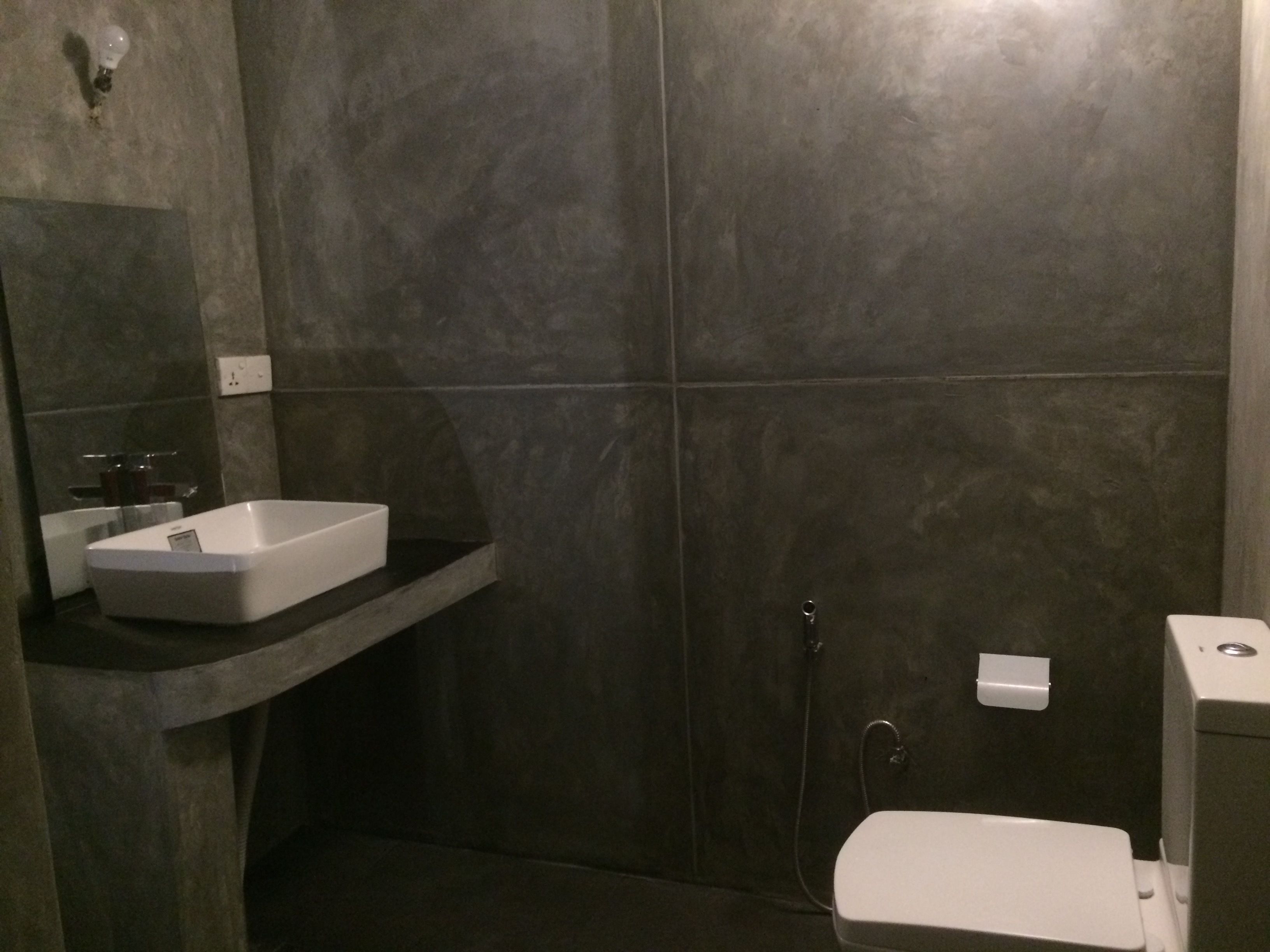 Kamar Double, akses difabel, pemandangan kebun | Kamar mandi | Shower, pancuran hujan, perlengkapan mandi gratis, dan pengering rambut
