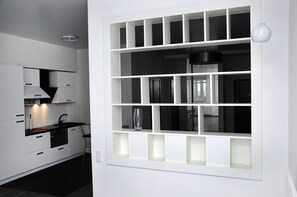 Comfort Apartment, 1 Queen Bed with Sofa bed, Non Smoking (118 Zhylyanska street) | Premium bedding, soundproofing, iron/ironing board, free WiFi