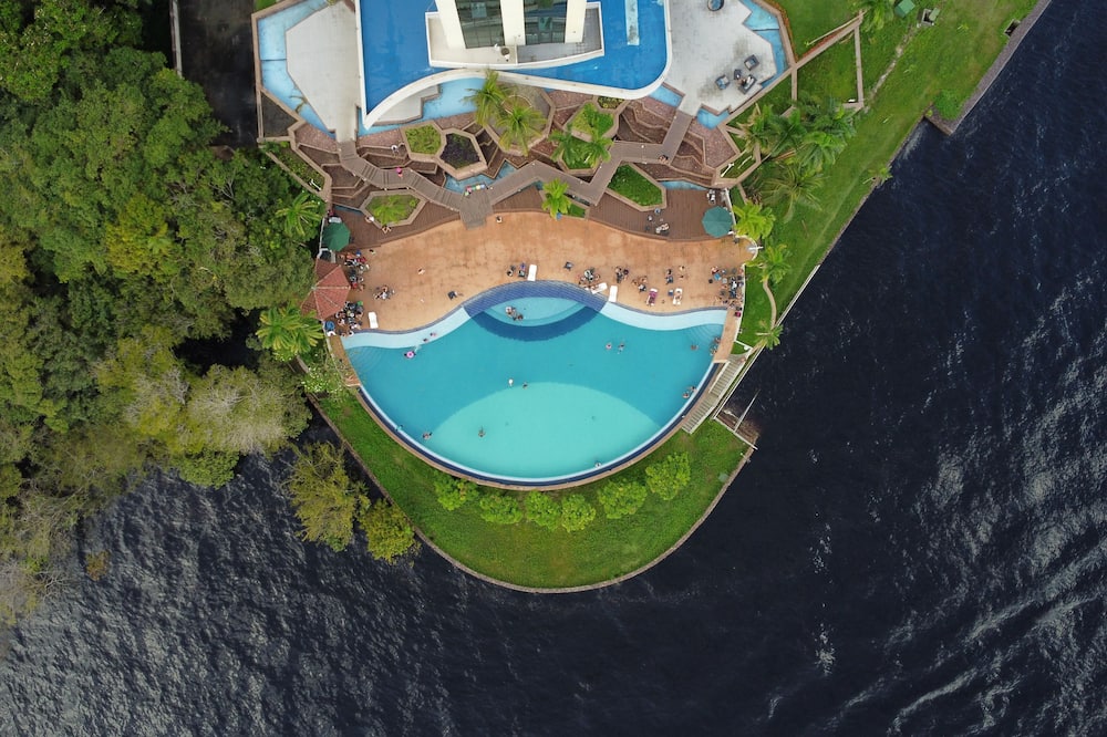 Tropical Executive Hotel