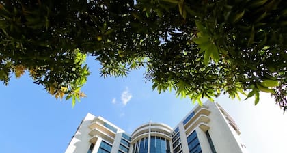 Tropical Executive Hotel