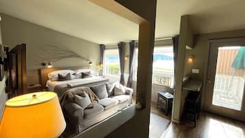 Spruce (Suite 4) | Individually decorated, individually furnished, blackout curtains