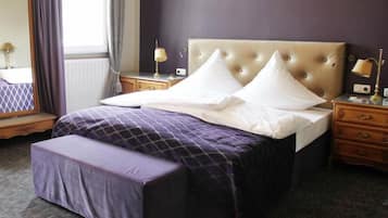 Deluxe-Suite | Minibar, Zimmersafe, individuell dekoriert, individuell eingerichtet