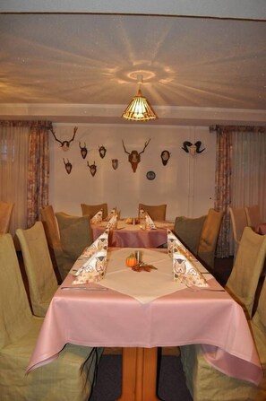 Restaurant - Podewall Waldhotel (Trollenhagen)