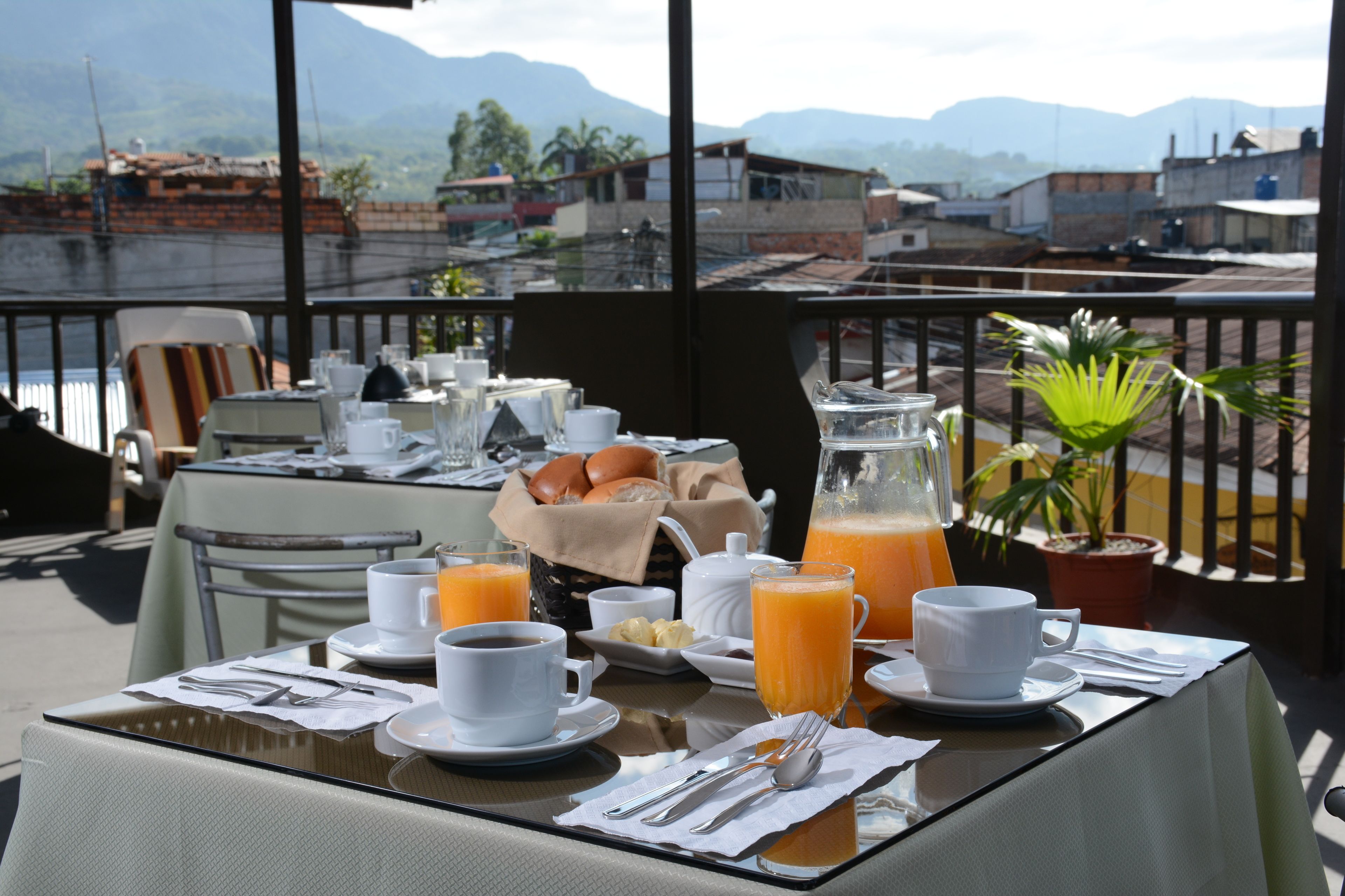 Dagelijks continentaal ontbijt inbegrepen