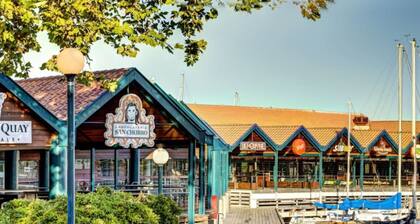 Sunset Apartments - ‘Green’ gnd flr apt! 1BR.