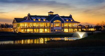 Welcome to the most well-appointed rental in The Peninsula five star resort!