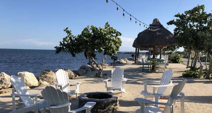 100+ GROSSE BEWERTUNGEN! Direkt am Meer Luxus 2 + 2 Wohnung im Kawama Yacht Club