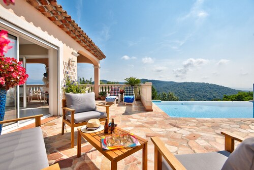 Secured Private Domain, Amazing  Cannes Bay View, Close to Beach,Tennis Court,CA