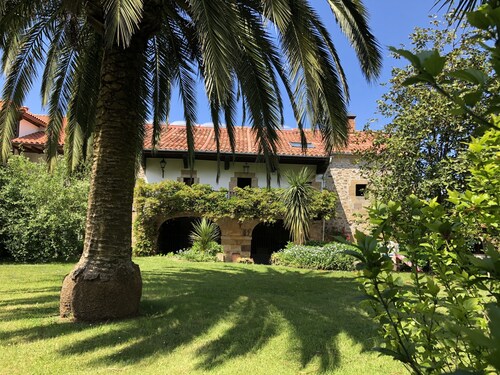 Llanos De Penagos: Mansion - THE BUMBARO'S HOUSE