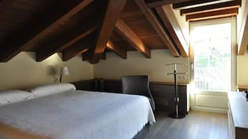 2 quartos, Wi-Fi de cortesia, roupa de cama