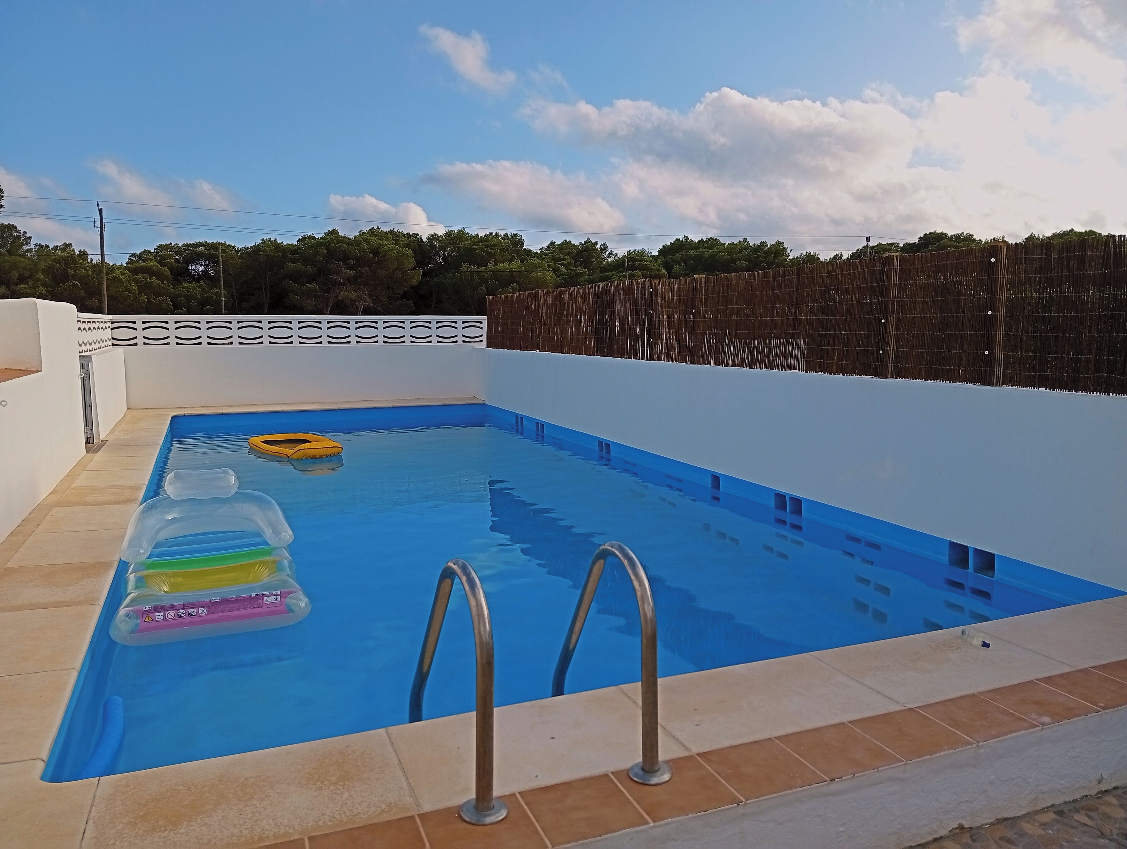 Alberca al aire libre 