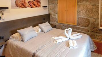 2 bedrooms, bed sheets