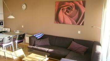 TV, DVD player, stereo
