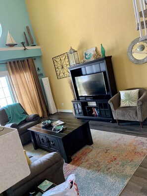 Smart TV, DVD player, books, video library