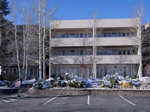 Ilmainen pysäköintipaikka