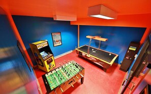 Game room - Fully Remodeled, Two Bed, Two Bath, Best Views, Steps from Town  (Winter Park)