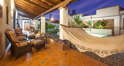 Casa de los Santos Su