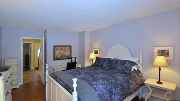 4 bedrooms, free WiFi, bed sheets