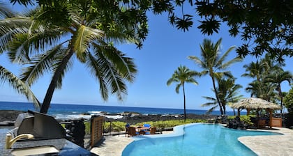 Exotic Kona Bay Hawaii Beachfront Tropical Paradise Stunning Home.