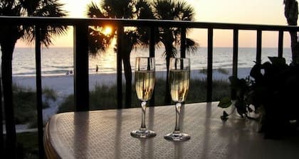 Newly Remodeled Beautiful Beachfront direct view of the Gulf and a heated pool.