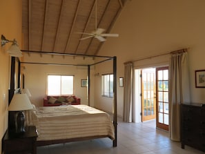 4 bedrooms, in-room safe, desk, iron/ironing board