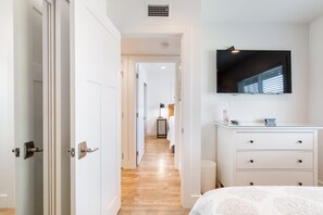 4 Schlafzimmer, BĂŒgeleisen/BĂŒgelbrett, WLAN, BettwĂ€sche